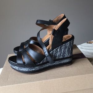 Clark Sandals
